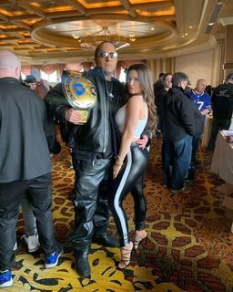 Brooke Adams feet photo thumbnail