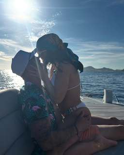 Brooke Adams feet photo thumbnail