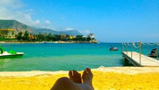 Brooke Baldwin feet photo thumbnail