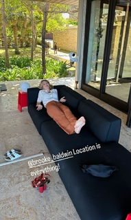 Brooke Baldwin feet photo thumbnail