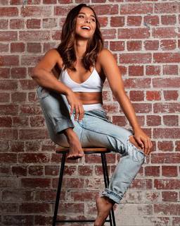 Brooke Blurton feet photo 11