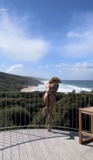 Brooke Blurton feet photo 2