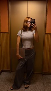Brooke Blurton feet photo 9