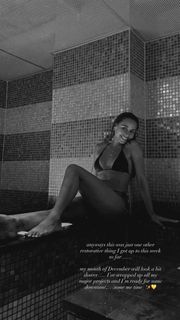 Brooke Blurton feet photo 13