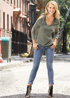 Brooke Buchanan feet photo 12