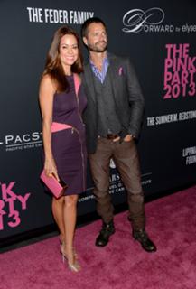 Brooke Burke feet photo thumbnail