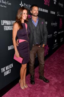 Brooke Burke feet photo thumbnail