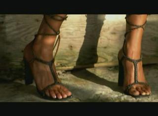 Brooke Burke feet photo thumbnail