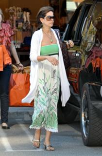 Brooke Burke feet photo thumbnail