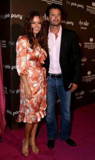 Brooke Burke feet photo thumbnail