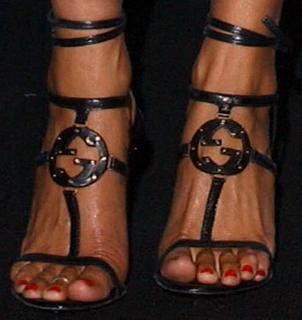 Brooke Burke feet photo thumbnail