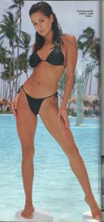 Brooke Burke feet photo thumbnail