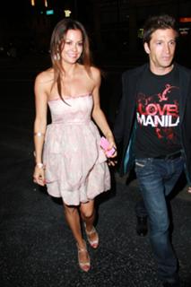 Brooke Burke feet photo thumbnail