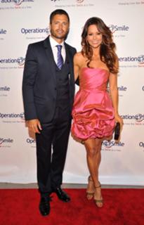 Brooke Burke feet photo thumbnail