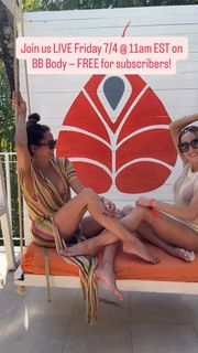 Brooke Burke feet photo thumbnail