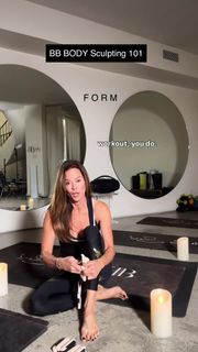 Brooke Burke feet photo thumbnail