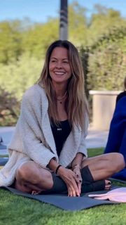 Brooke Burke feet photo 1