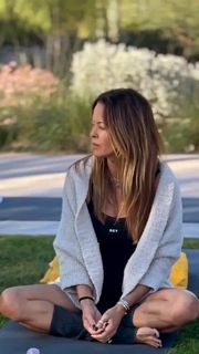 Brooke Burke feet photo 17