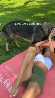 Brooke Burke feet photo 11