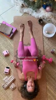 Brooke Burke feet photo 2