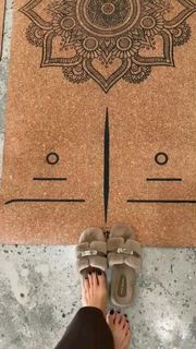 Brooke Burke feet photo 17