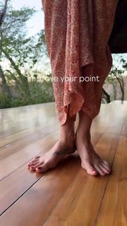 Brooke Burke feet photo 12
