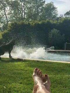 Brooke Burke feet photo 12