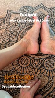 Brooke Burke feet photo 7
