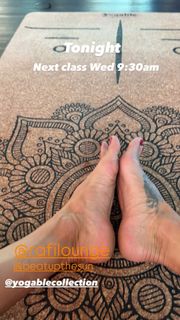 Brooke Burke feet photo 6