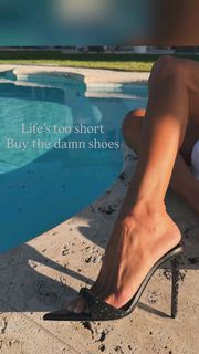 Brooke Burke feet photo 15