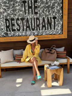 Brooke Burke feet photo 19