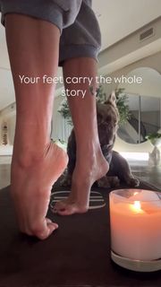 Brooke Burke feet photo 8