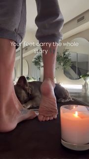 Brooke Burke feet photo 4