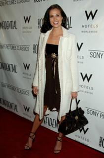 Brooke Burns feet photo thumbnail