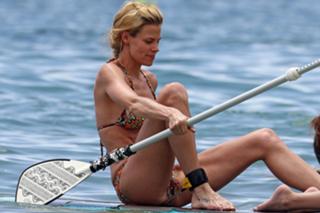 Brooke Burns feet photo thumbnail