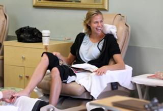 Brooke Burns feet photo thumbnail