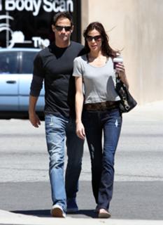 Brooke Burns feet photo thumbnail