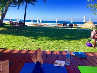 Brooke Butler feet photo thumbnail