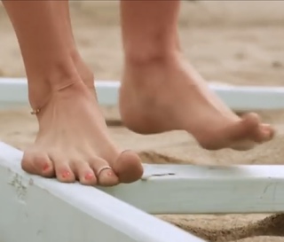 Brooke Butler feet photo thumbnail
