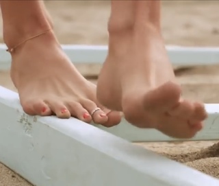 Brooke Butler feet photo thumbnail