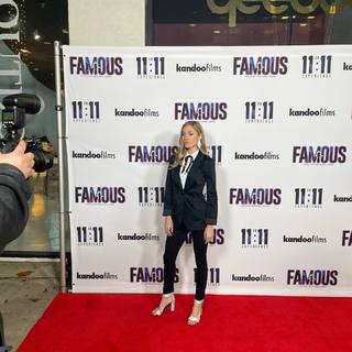 Brooke Butler feet photo thumbnail