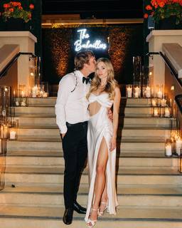 Brooke Butler feet photo thumbnail