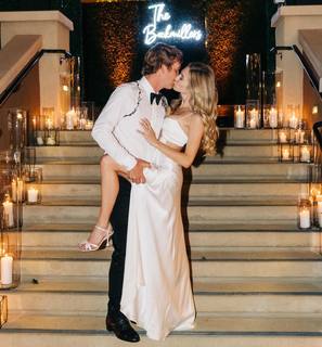 Brooke Butler feet photo thumbnail