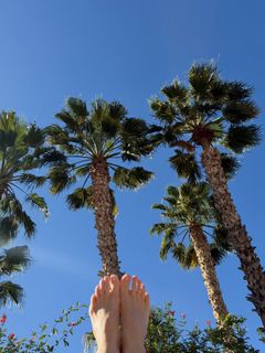 Brooke Butler feet photo 2