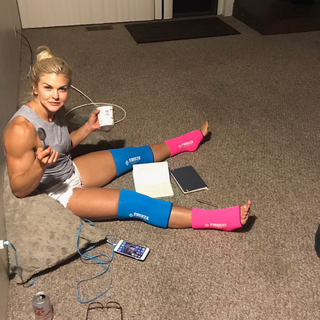 Brooke Ence feet photo 4
