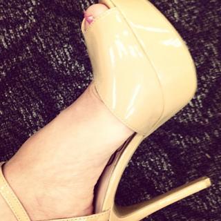Brooke Hogan feet photo thumbnail