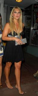 Brooke Hogan feet photo thumbnail