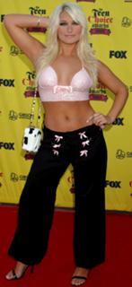 Brooke Hogan feet photo thumbnail