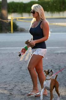 Brooke Hogan feet photo thumbnail