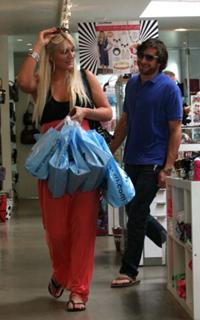 Brooke Hogan feet photo thumbnail